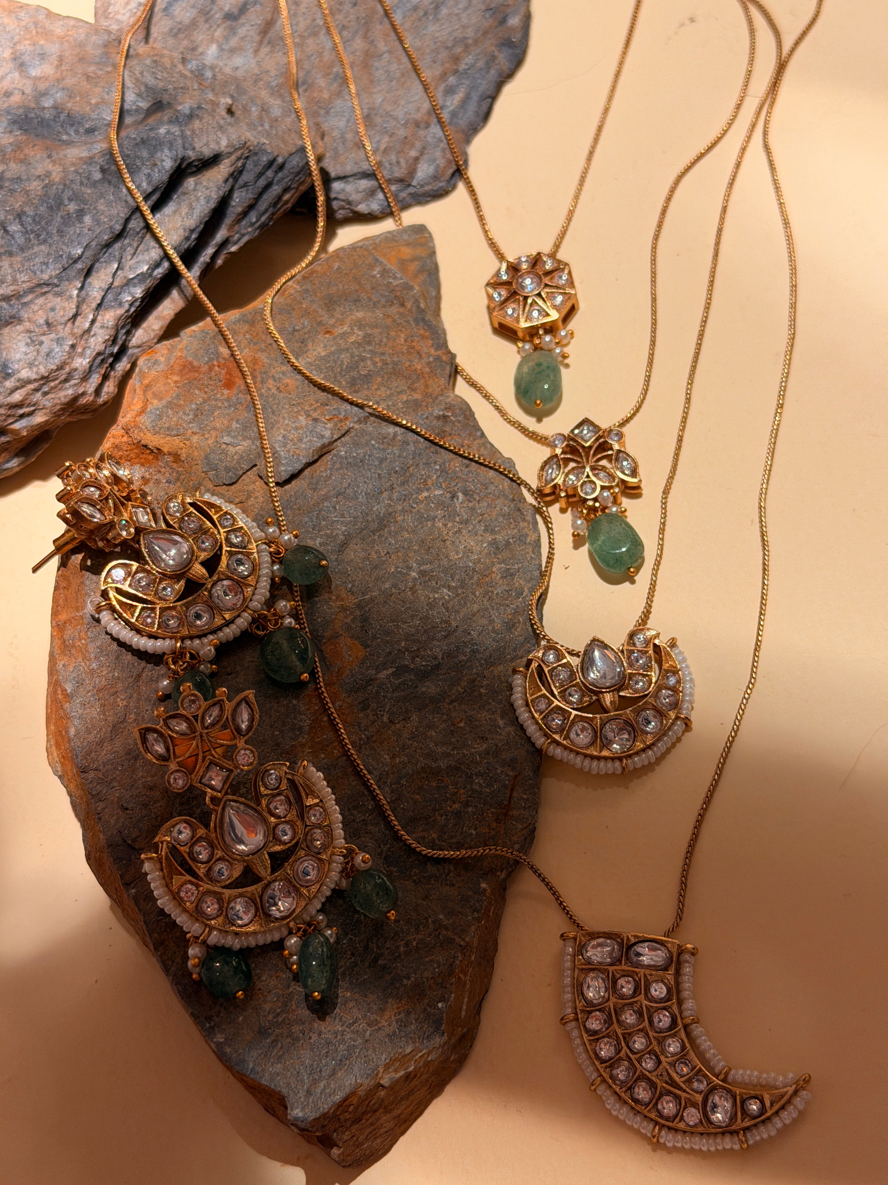 Shahi chaand layered neck-chain