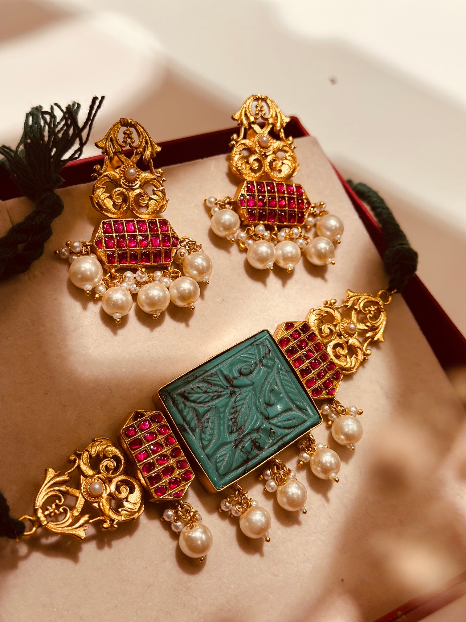 Garima choker