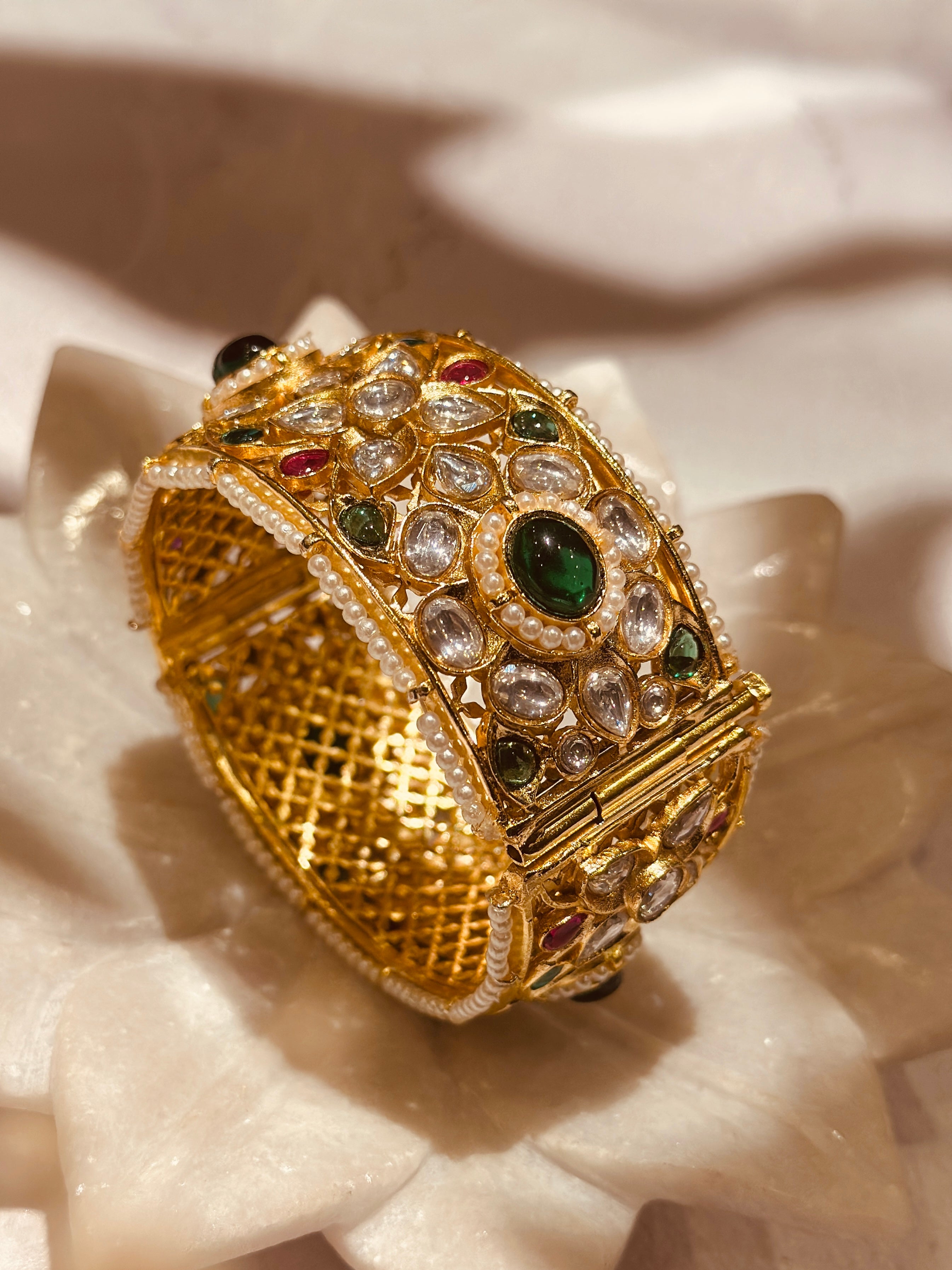 Vrinda Jadau Bangle