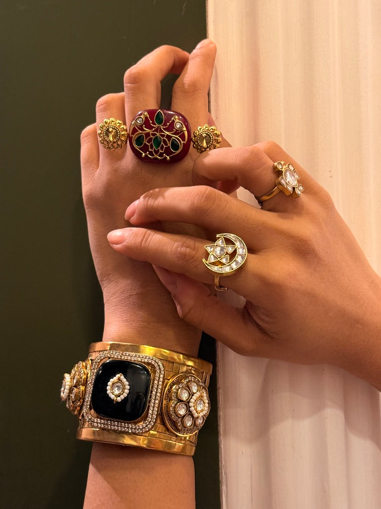 Golden Weaved Nirvaani Cuff